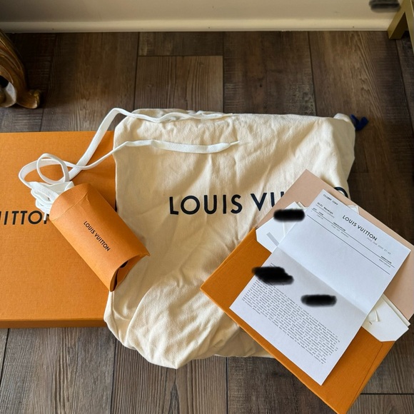 Louis Vuitton Time Out Sneakers Size 38.5 - Picture 8 of 8